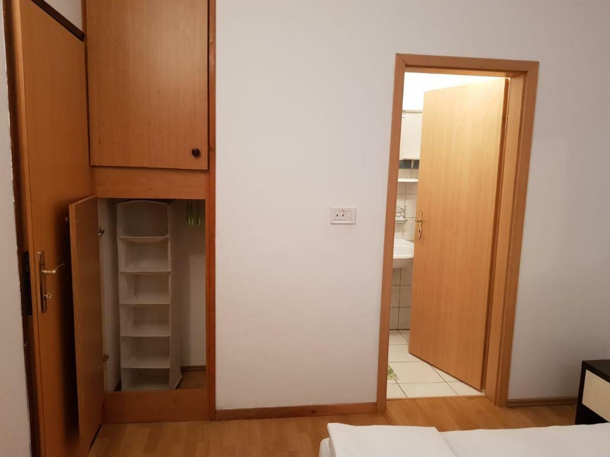 Apartments Josica Senj  Extérieur photo