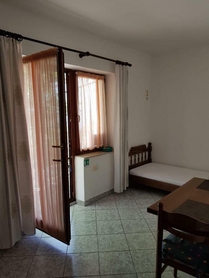 Apartments Josica Senj  Extérieur photo